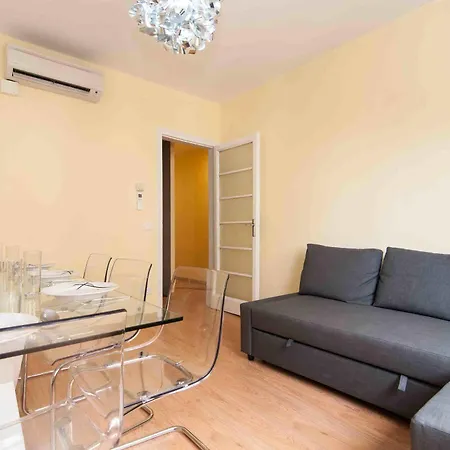 Go Bcn - Castillejos Appartement Barcelona